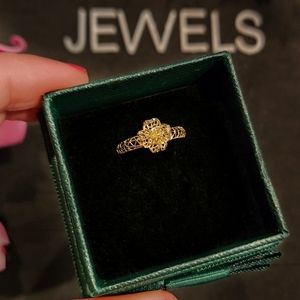 SOLD: 18K Real Saudi Gold 3D Flower Ring